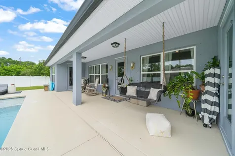2598 Quinlin Avenue SE Palm Bay FL 32909
