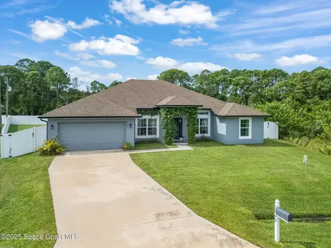 2598 Quinlin Avenue SE Palm Bay FL 32909