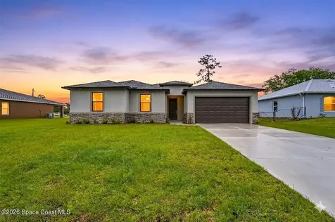 1041 Wesberry Street SE Palm Bay FL 32909
