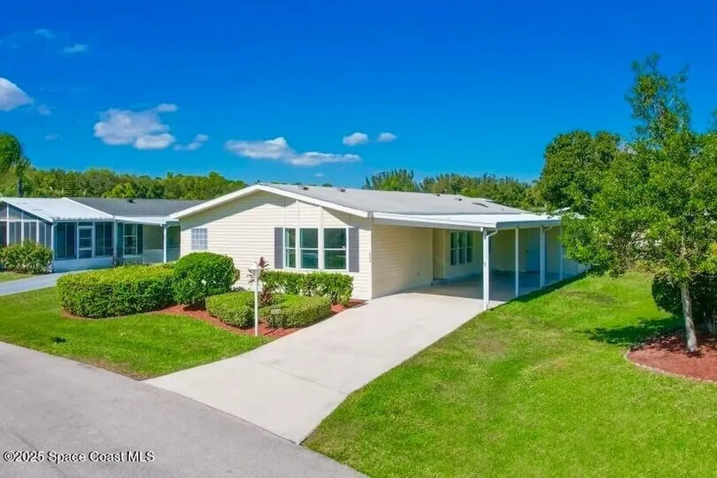 2824 Nine Iron Drive Port St. Lucie FL 34952