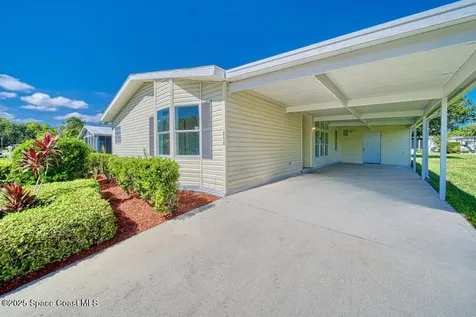 2824 Nine Iron Drive Port St. Lucie FL 34952