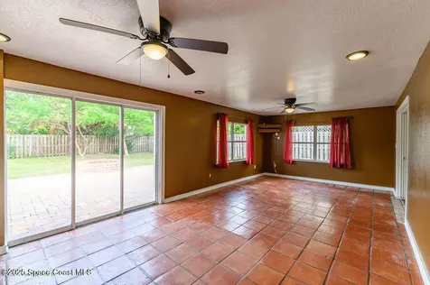 320 Pine Tree Drive Indialantic FL 32903