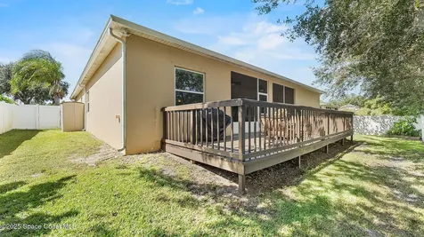 638 L M Davey Lane Titusville FL 32780