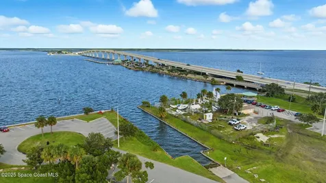 638 L M Davey Lane Titusville FL 32780
