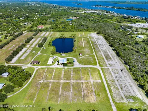 000B Berry Road Grant-valkaria FL 32949