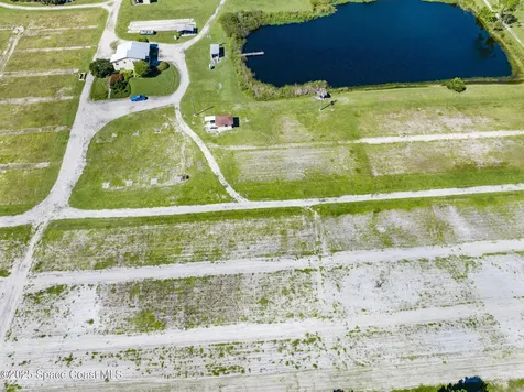 000B Berry Road Grant-valkaria FL 32949