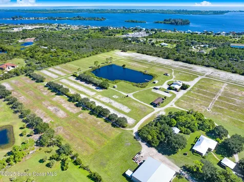 000B Berry Road Grant-valkaria FL 32949