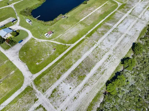 000A Berry Road Grant-valkaria FL 32949