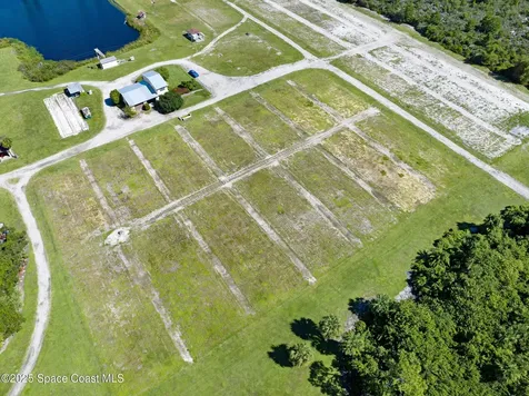000D Berry Road Grant-valkaria FL 32949