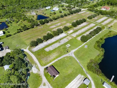 000C Berry Road Grant-valkaria FL 32949