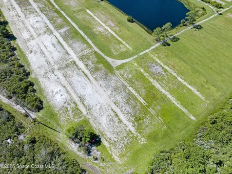 000C Berry Road Grant-valkaria FL 32949