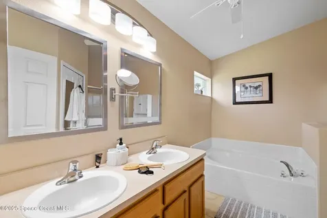 1307 Auburn Lakes Drive Rockledge FL 32955