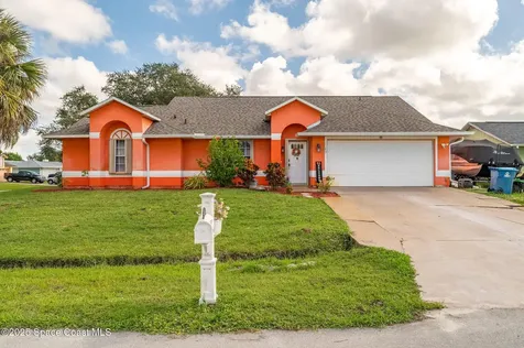 1189 Dusseldorf Avenue NW Palm Bay FL 32907
