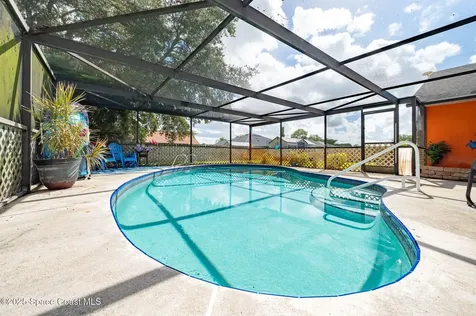 1189 Dusseldorf Avenue NW Palm Bay FL 32907