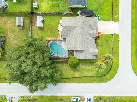 1189 Dusseldorf Avenue NW Palm Bay FL 32907
