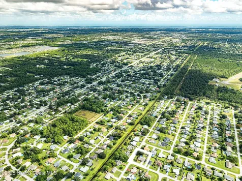 1189 Dusseldorf Avenue NW Palm Bay FL 32907