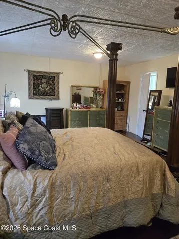 310 Glenwood Avenue Satellite Beach FL 32937