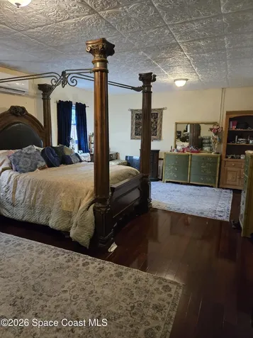 310 Glenwood Avenue Satellite Beach FL 32937