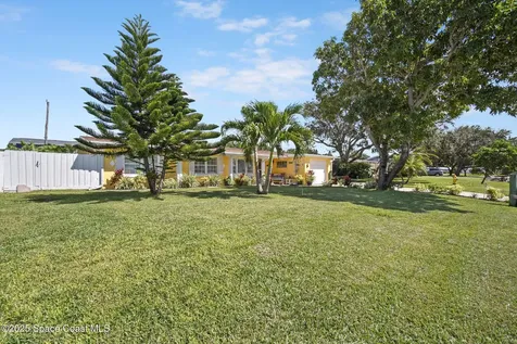 663 Bermuda Road Cocoa Beach FL 32931