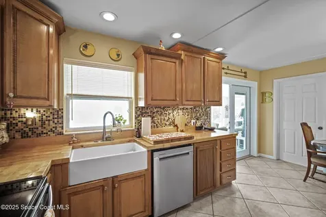 663 Bermuda Road Cocoa Beach FL 32931