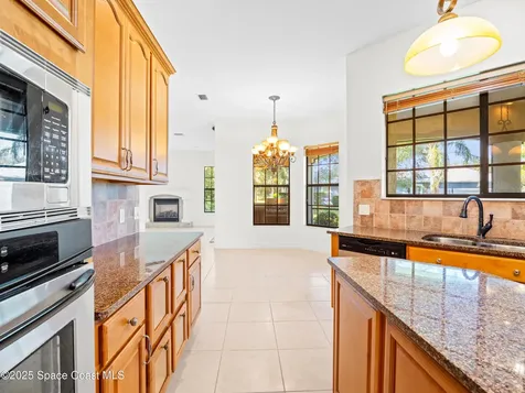 896 Yellow Wood Court SE Palm Bay FL 32909