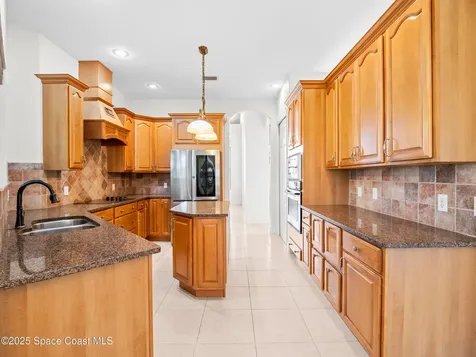 896 Yellow Wood Court SE Palm Bay FL 32909