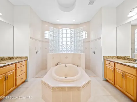 896 Yellow Wood Court SE Palm Bay FL 32909