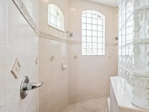 896 Yellow Wood Court SE Palm Bay FL 32909