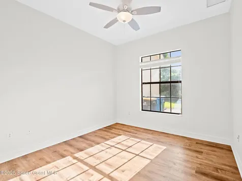 896 Yellow Wood Court SE Palm Bay FL 32909