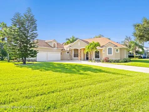 896 Yellow Wood Court SE Palm Bay FL 32909