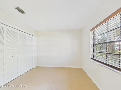 2265 44th Avenue Vero Beach FL 32966