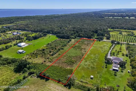2.69ACRES Huntington Avenue Mims FL 32754