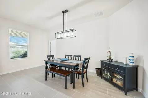 2480 Roygaris Street NW Palm Bay FL 32907