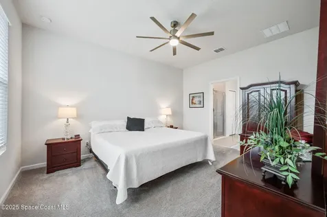 2480 Roygaris Street NW Palm Bay FL 32907
