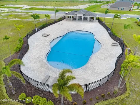 2480 Roygaris Street NW Palm Bay FL 32907