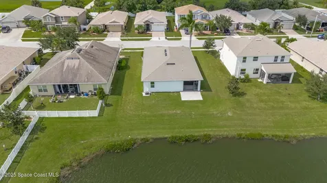 1961 Bridgeport Circle Rockledge FL 32955