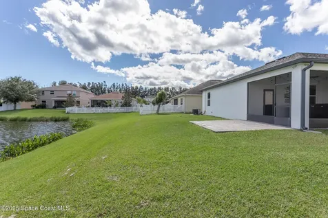 1961 Bridgeport Circle Rockledge FL 32955