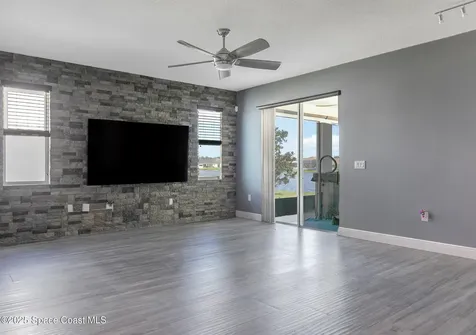 1961 Bridgeport Circle Rockledge FL 32955