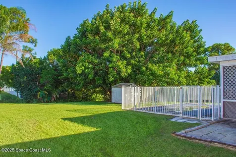 1781 SE Fairfield Street Port St. Lucie FL 34983