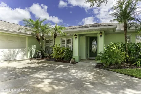 3083 Forest Creek Drive Melbourne FL 32901