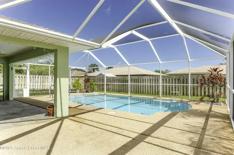 3083 Forest Creek Drive Melbourne FL 32901
