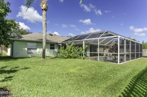 3083 Forest Creek Drive Melbourne FL 32901