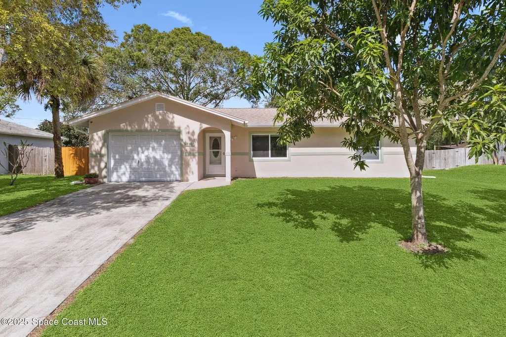 919 Quail Street SE Palm Bay FL 32909