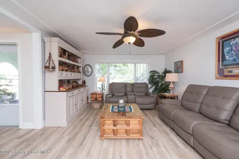 205 Via Havarre Merritt Island FL 32953