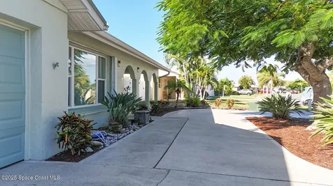 205 Via Havarre Merritt Island FL 32953