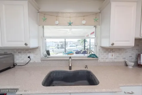 205 Via Havarre Merritt Island FL 32953