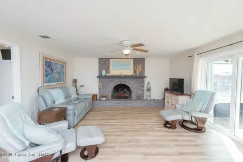 205 Via Havarre Merritt Island FL 32953