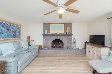 205 Via Havarre Merritt Island FL 32953