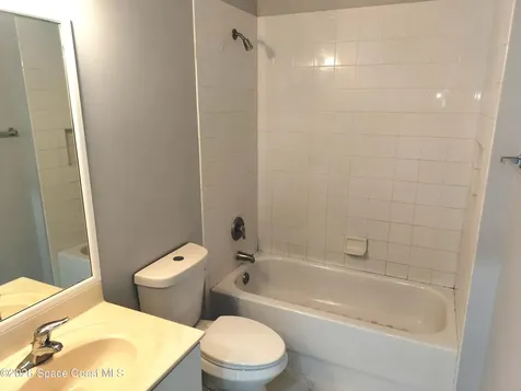 826 Middleton Drive SW Vero Beach FL 32962