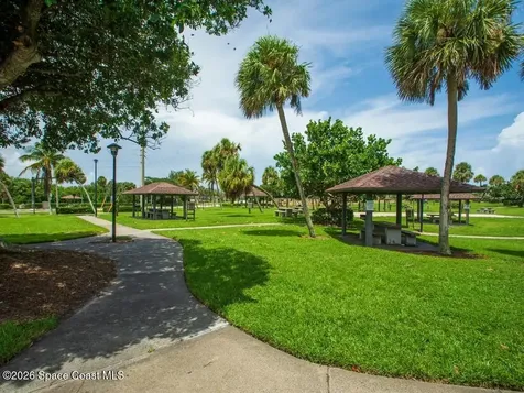 826 Middleton Drive SW Vero Beach FL 32962
